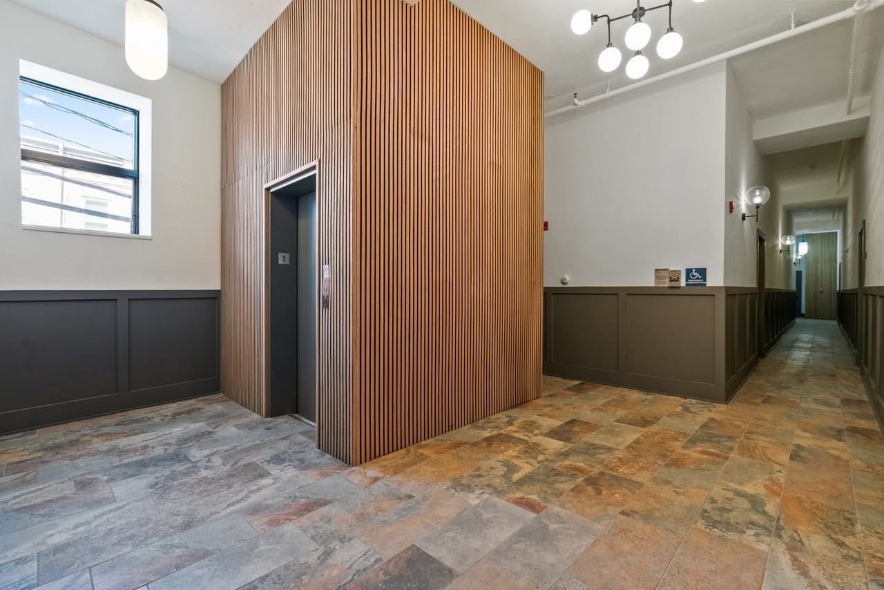 251 Pearl / 4701 Liberty (18 units) - Photo 5 of 50