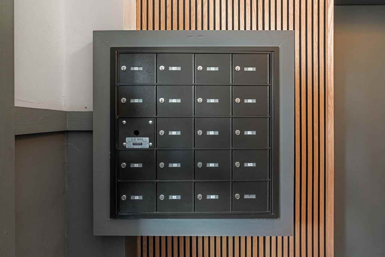 251 Pearl / 4701 Liberty (18 units) - Photo 7 of 50