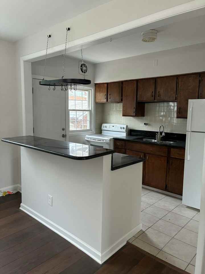 114 Westowne Road, Unit A - Photo 2 of 16