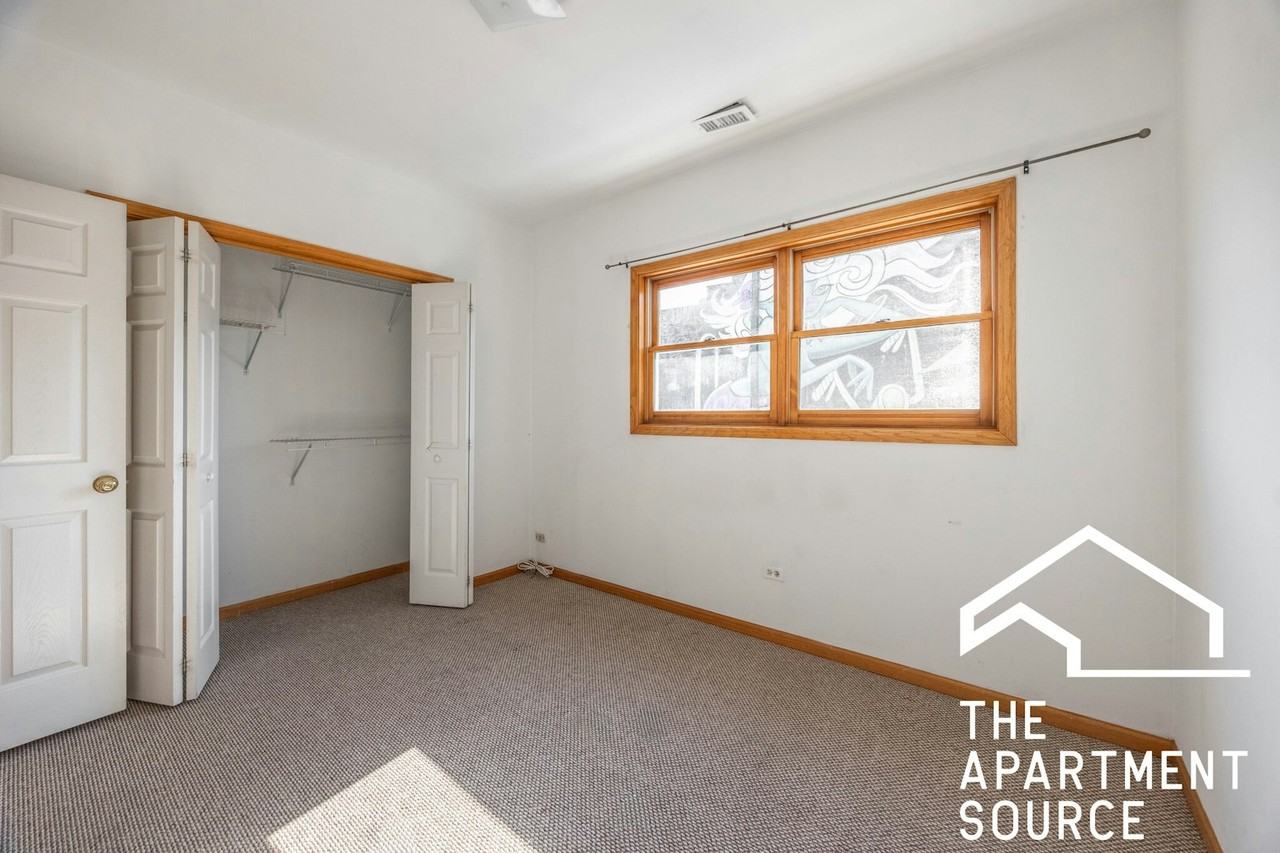 817 North Milwaukee Avenue, Unit 3F - Photo 3 of 20