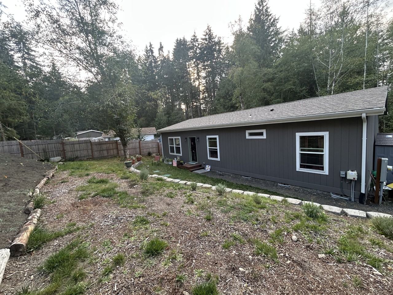 571 East Timberlake Drive - Photo 2 of 13