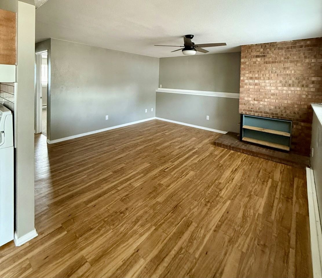 1648 East Pitkin Street, Unit B - Photo 5 of 16