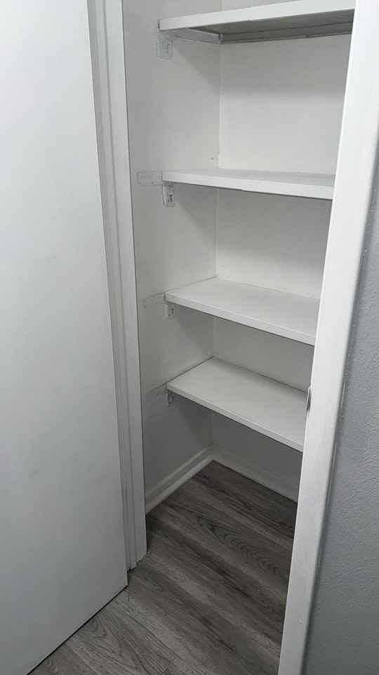 4640 Oberlin Avenue - Photo 6 of 48