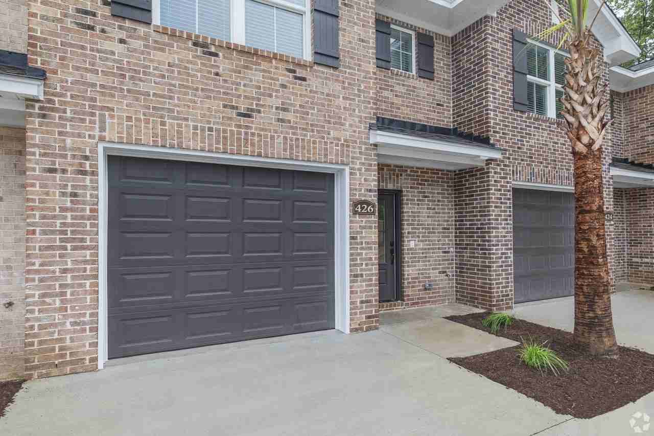 420-434 Wren Crest Lane - Photo 3 of 50