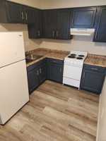 featured image of 3321 W Zoo Blvd