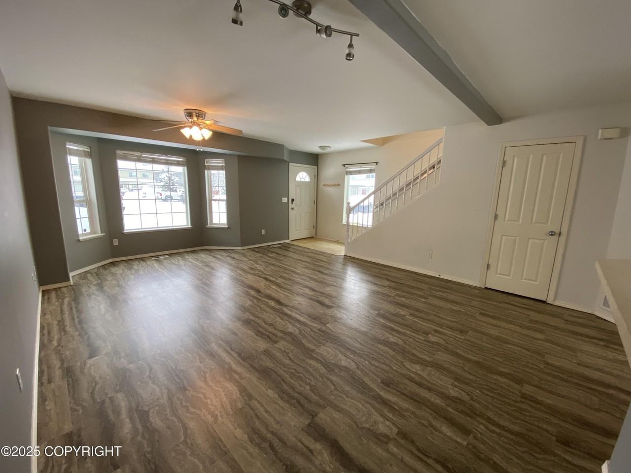 114 Rusty Allen Pl - Photo 2 of 15