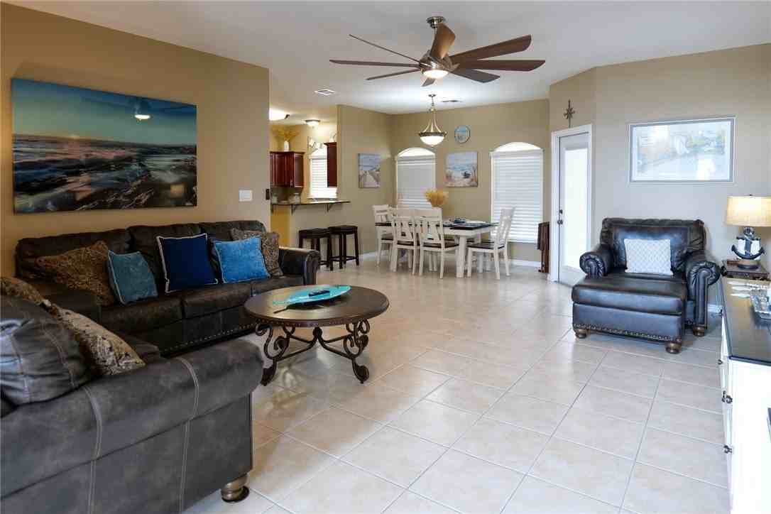 15433 Cruiser St Apt B #B - Photo 4 of 29