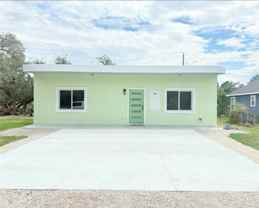 18 Poolside Dr - Photo 1 of 1