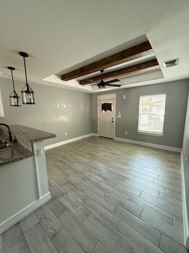 3561 Steven Dr - Photo 2 of 15