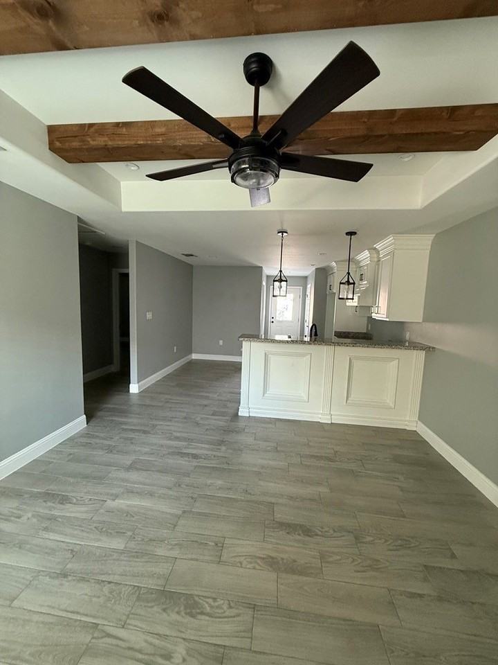 3561 Steven Dr - Photo 3 of 15