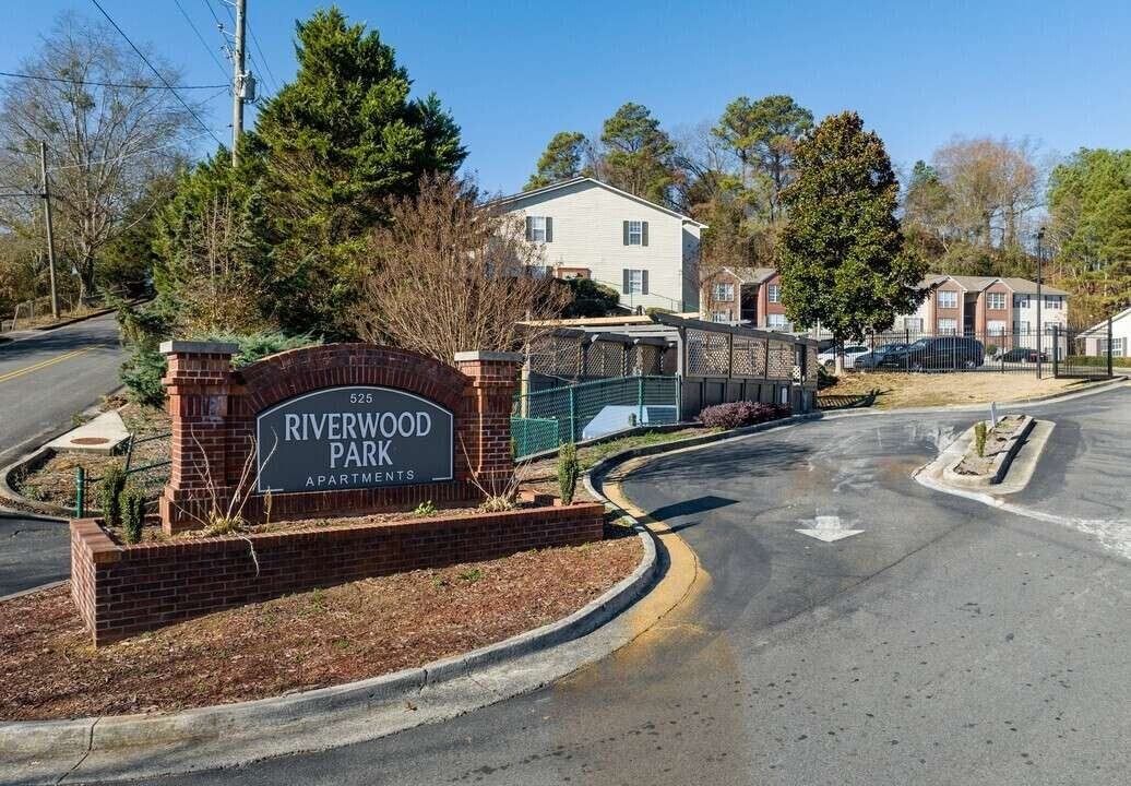 Riverwood Park Apartments - Photo 6 of 21