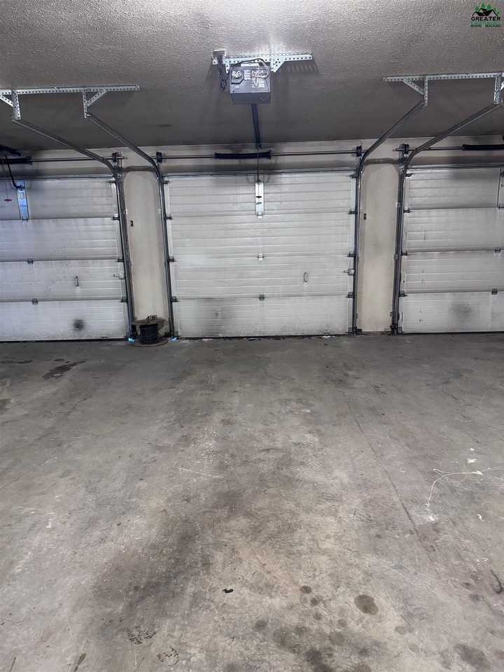 2605 S Barnette St #3 - Photo 7 of 10