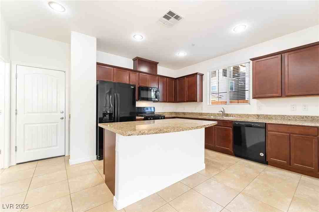 2646 Marvel Astoria St - Photo 7 of 21