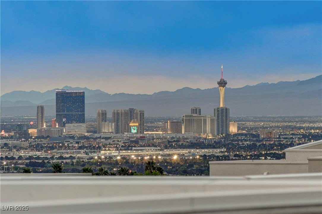 746 Horizon Canyon Dr - Photo 2 of 50