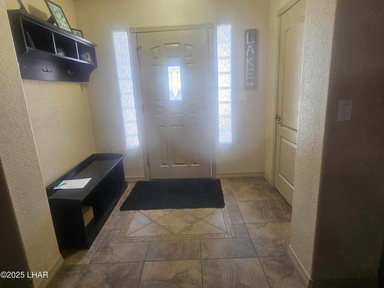 2775 Papeete Dr - Photo 4 of 20