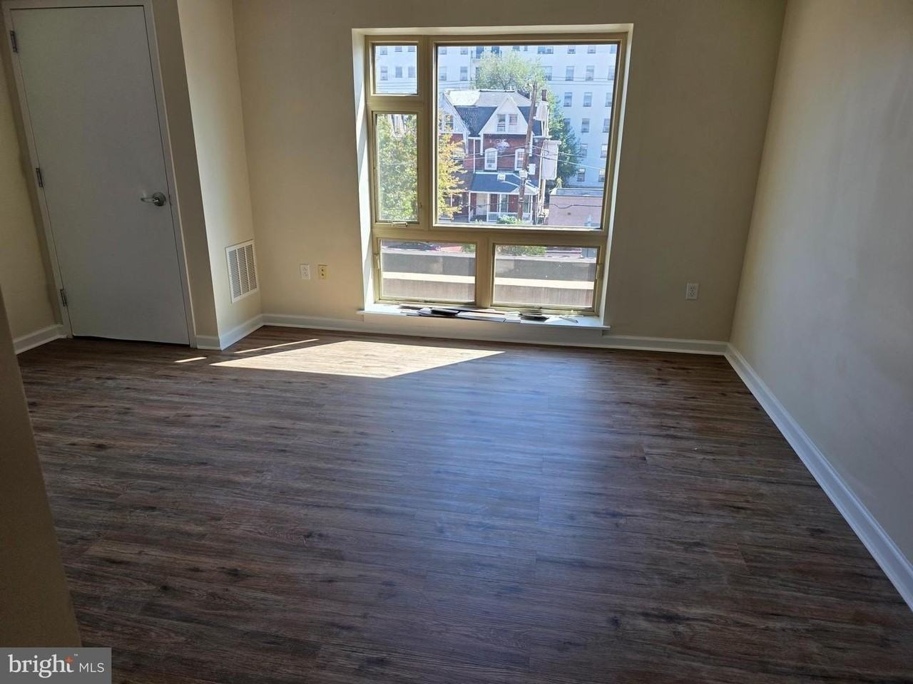 4203 Walnut Street - Photo 2 of 8