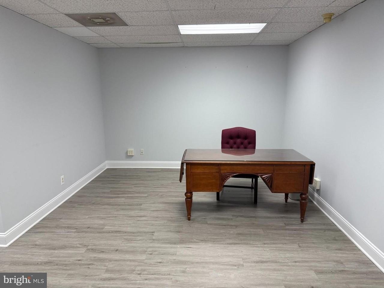 10619 Jones St - Photo 2 of 17