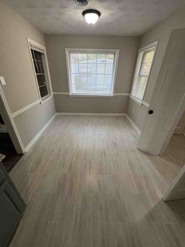 5159 Longmeadow Cove - Photo 7 of 23