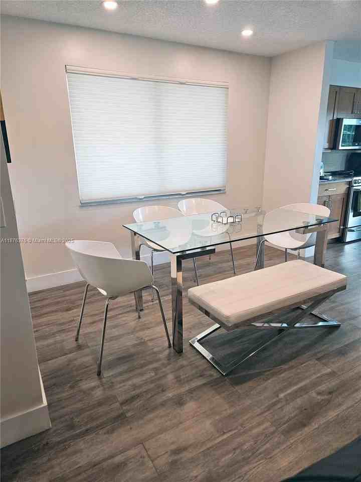 3483 Emerald Oaks Dr #1701 - Photo 6 of 41