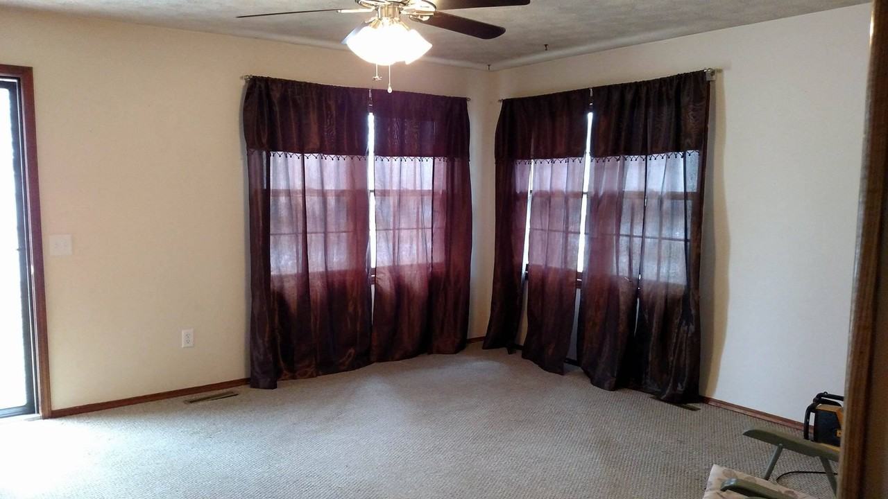 309 Pershing St - Photo 3 of 14