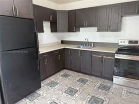 1511 Nw 45th St #3 - Photo 1 of 1