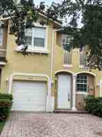 featured image of 2145 Ne 7th St #2145