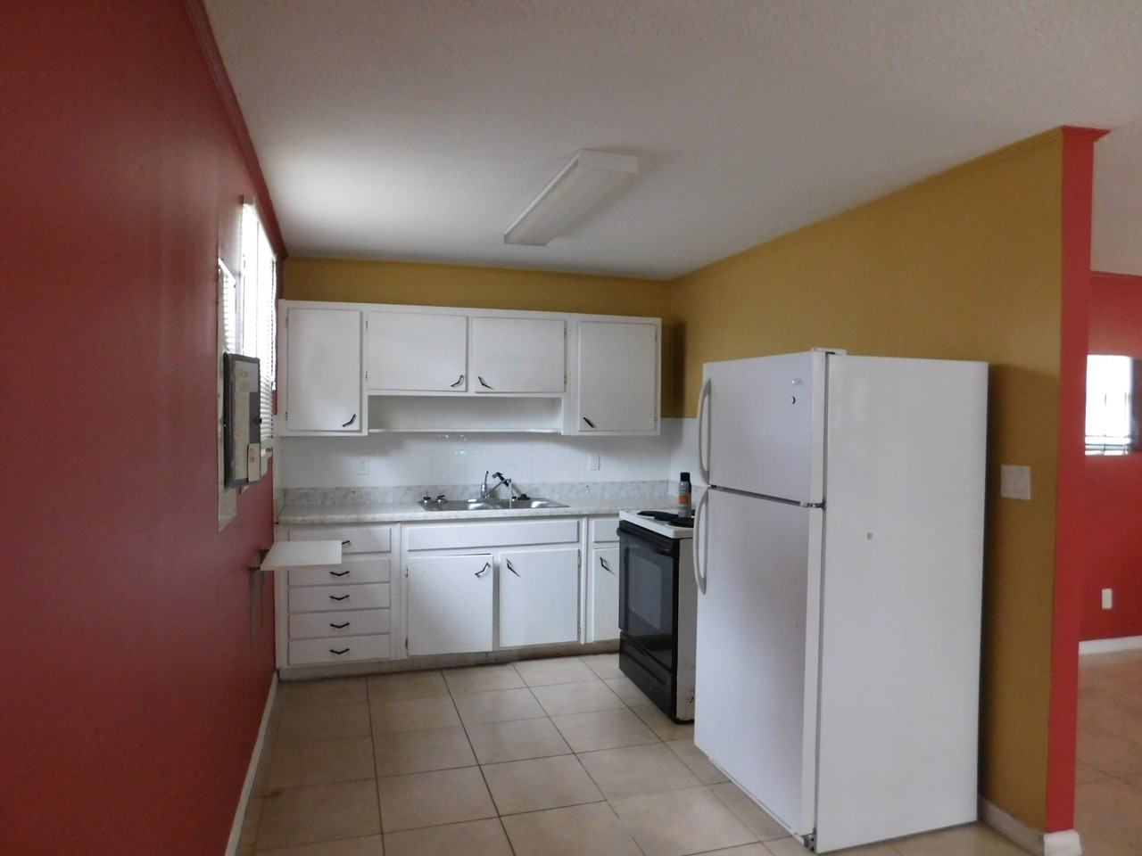 5237 Cruz Rd - Photo 3 of 7