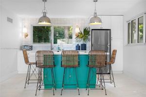 featured image of 242 Bougainvillea St #0