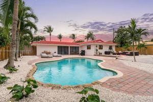 featured image of 5250 Ne 15th Ave