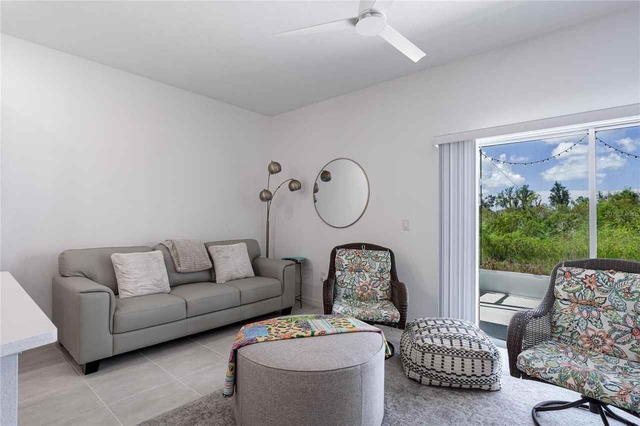 5953 Whetstone Ct - Photo 5 of 22