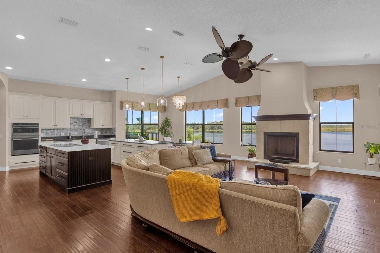 7616 Lily Ct - Photo 6 of 21