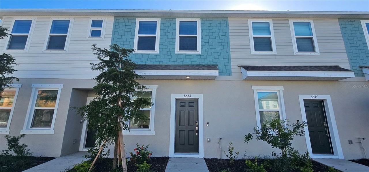 8581 Daybreak St - Photo 2 of 29