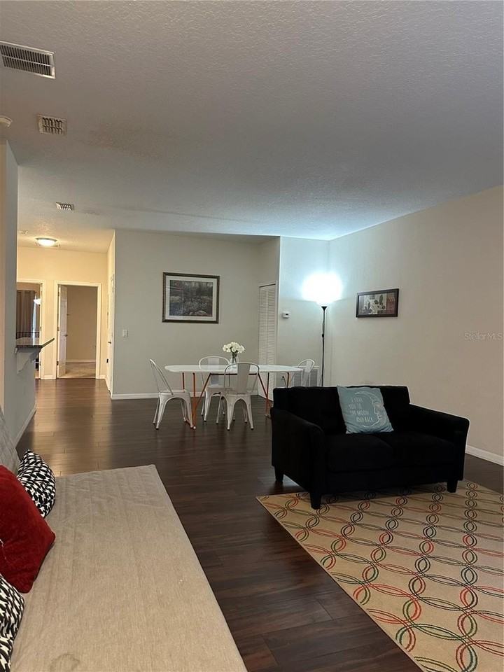 3123 Sun Lake Ct #A - Photo 3 of 38