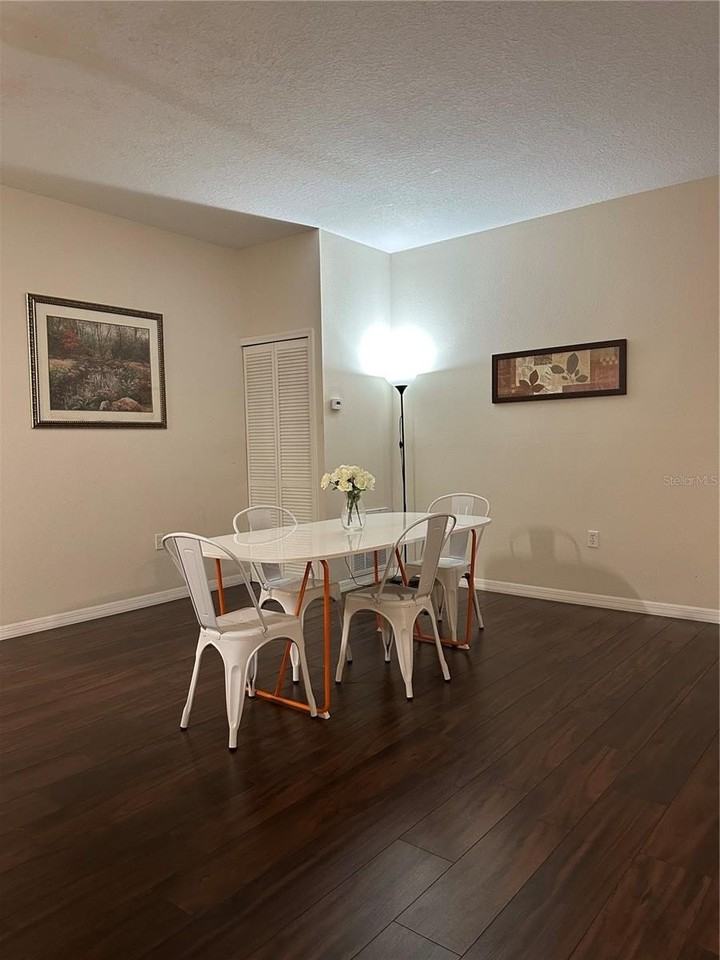 3123 Sun Lake Ct #A - Photo 7 of 38