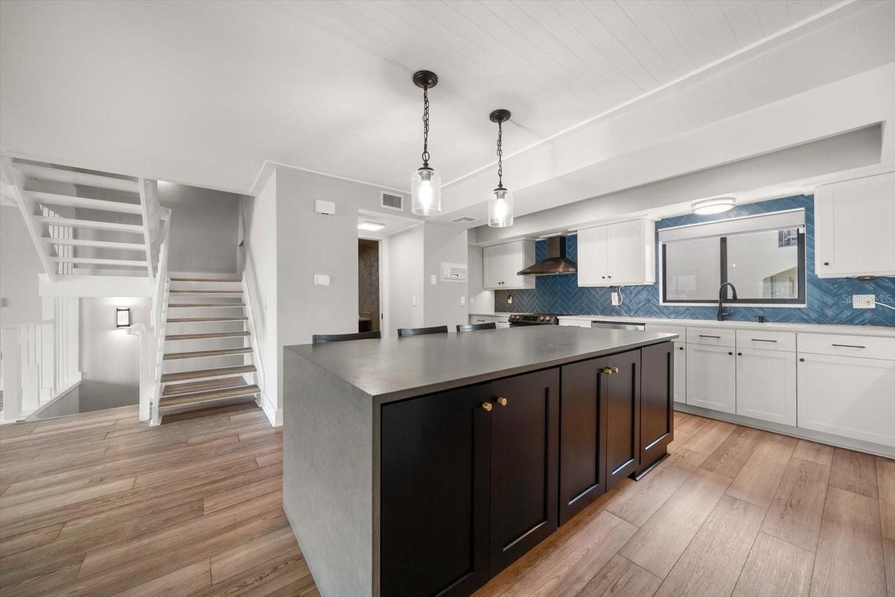 240 Windward Psge #401 - Photo 7 of 50