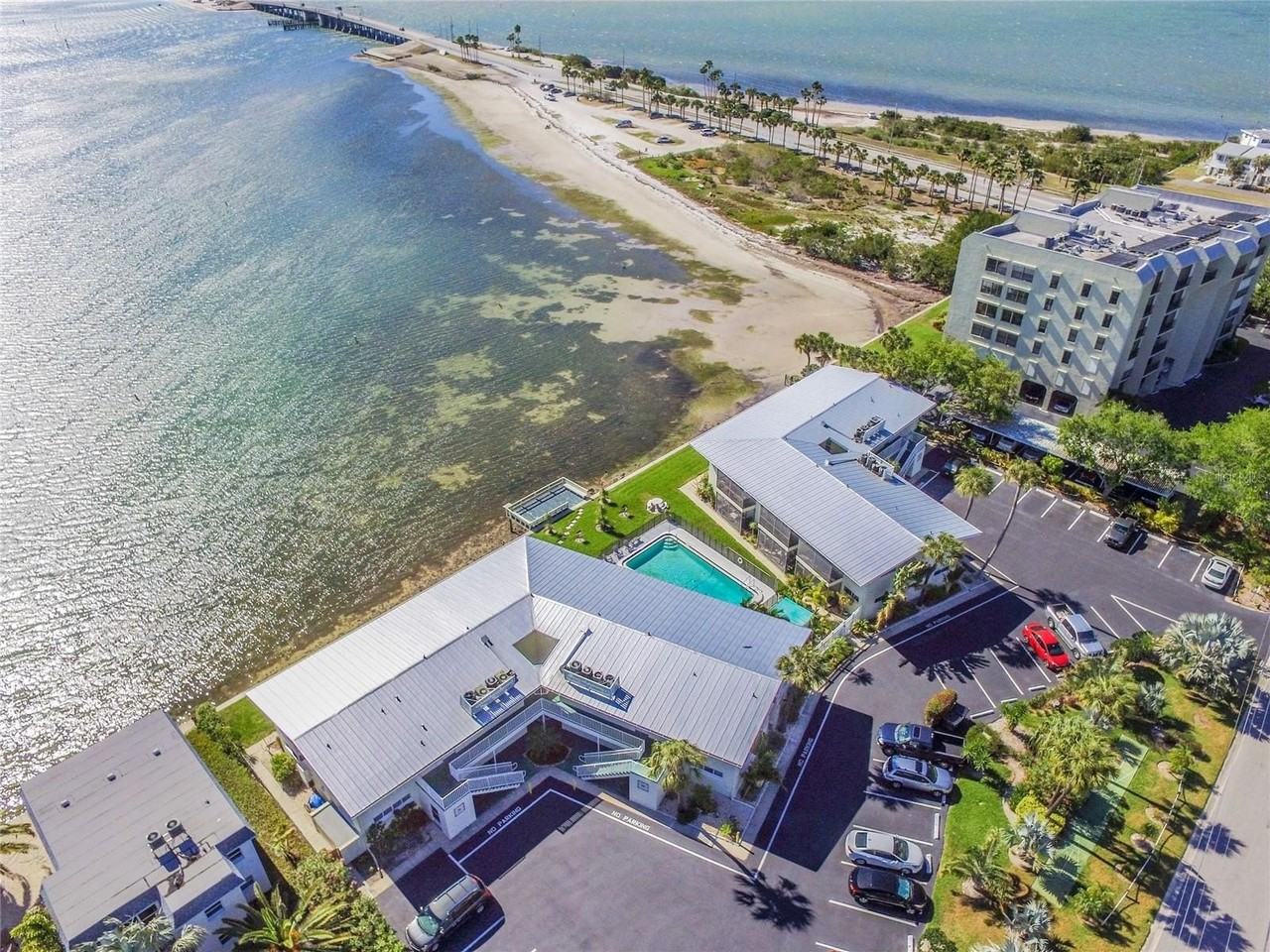 2570 Gary Cir #4 - Photo 5 of 20