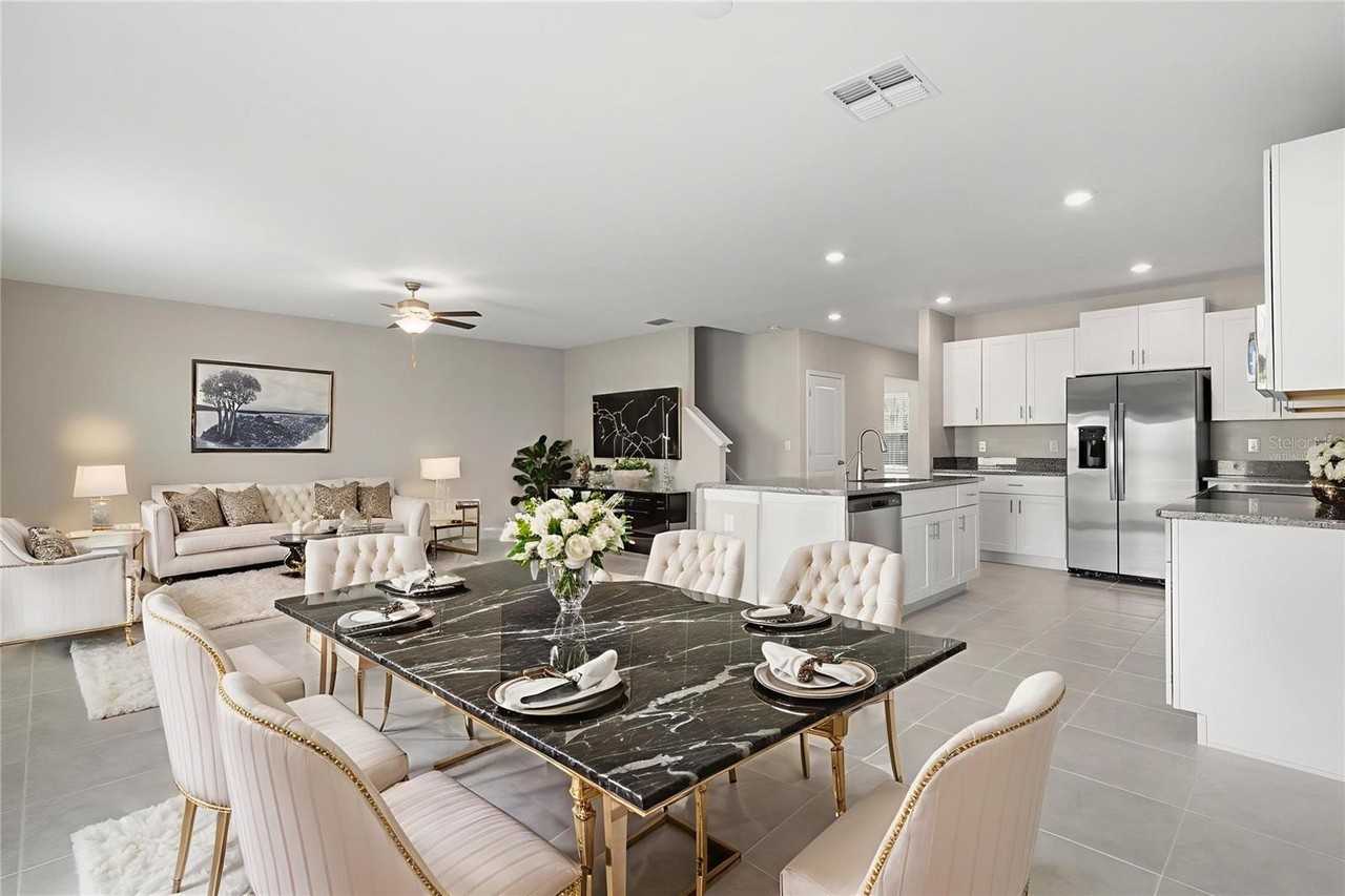 15312 Miller Creek Dr - Photo 3 of 25