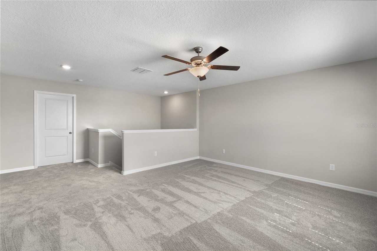 15312 Miller Creek Dr - Photo 7 of 25