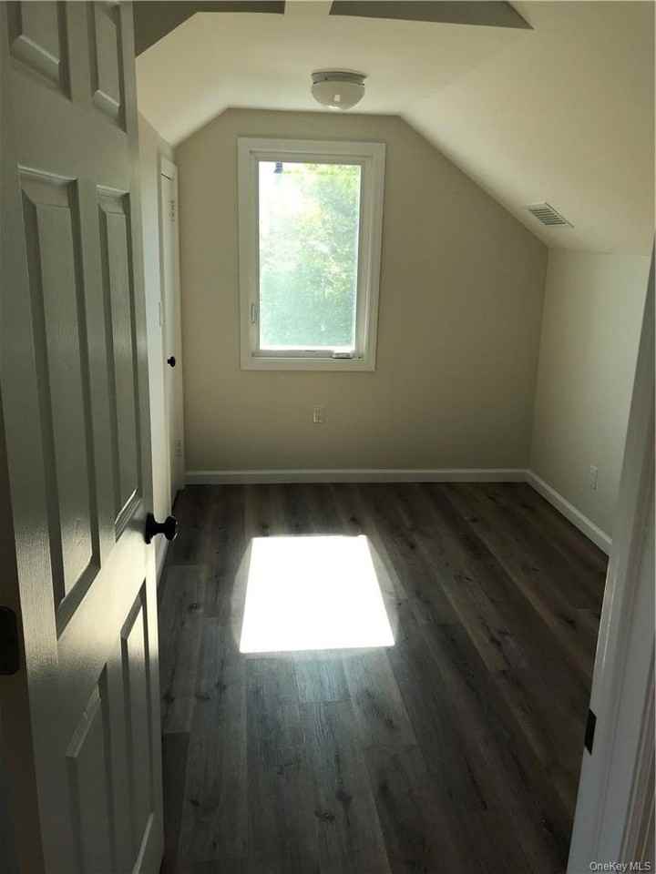 65 Circuit Ave #2ndFL - Photo 5 of 7