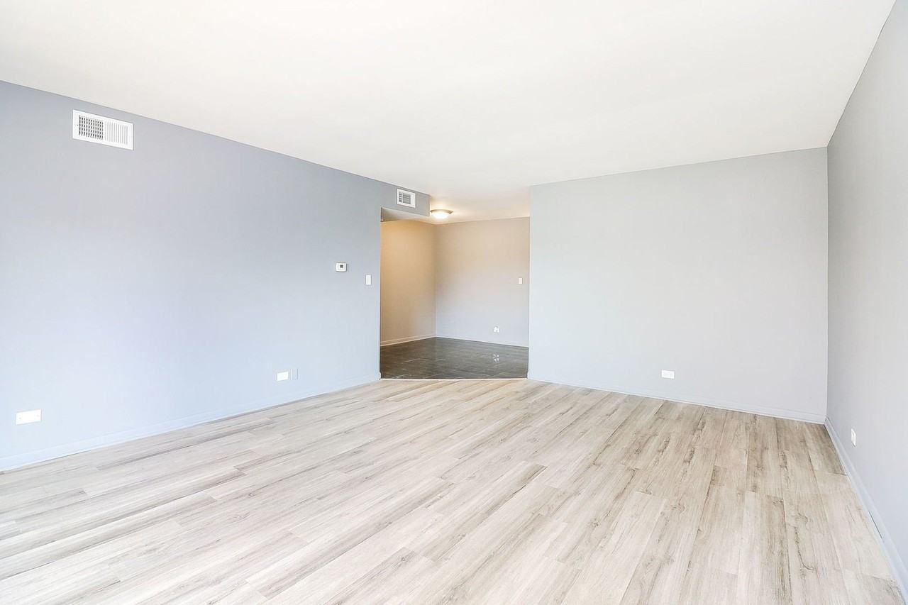 16B Kingery Quarter #208 - Photo 3 of 18