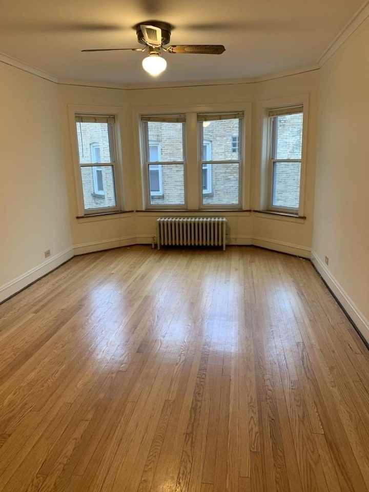 1434 W Thome Ave #2B - Photo 2 of 18