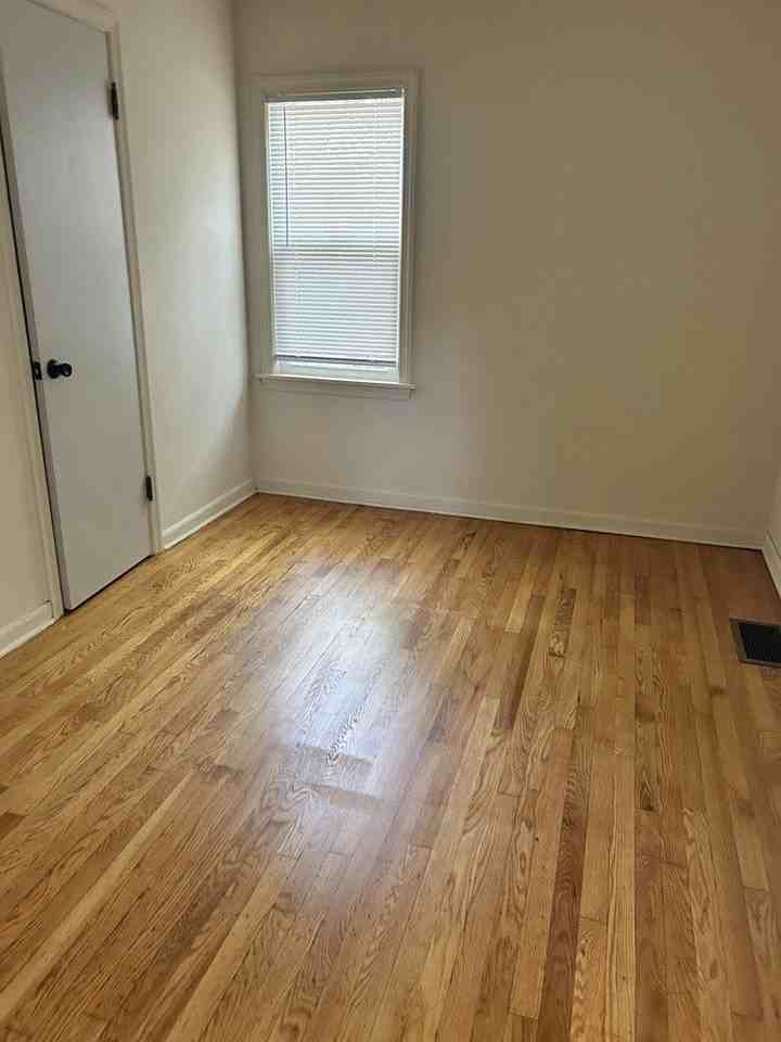 21149 Main St - Photo 6 of 11