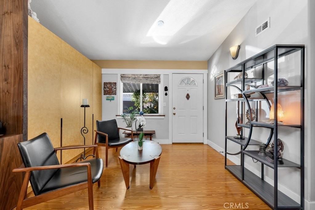 171 Comanche - Photo 5 of 43