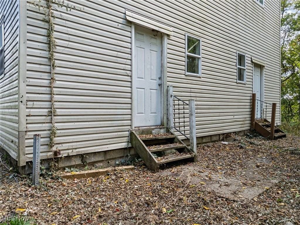 740 Fern St Apt 3 #3 - Photo 3 of 10