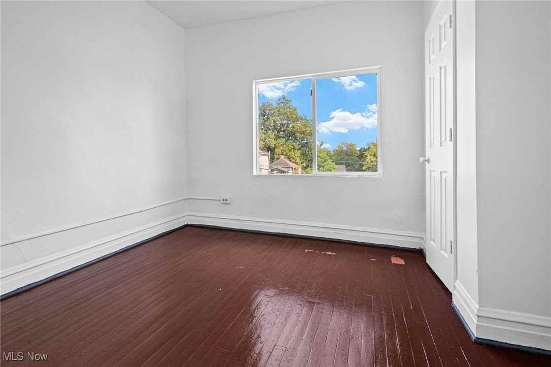 740 Fern St Apt 4 #4 - Photo 6 of 12