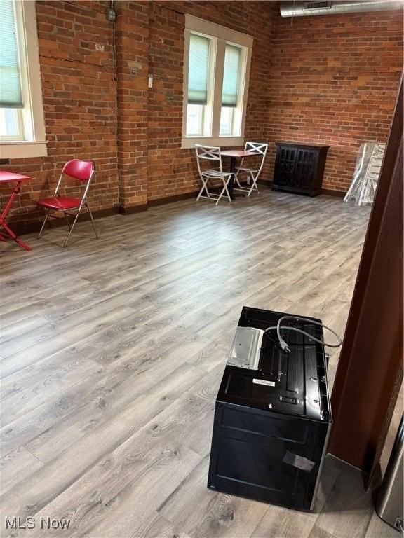 3348 Saint Clair Avenue Northeast - Photo 7 of 9