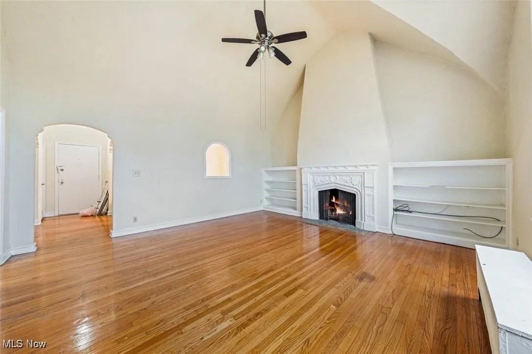 15610 Van Aken Boulevard #5 - Photo 4 of 18