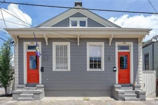 3253 Annunciation St - Photo 1 of 1