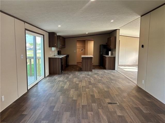 184 2nd St - Photo 2 of 17