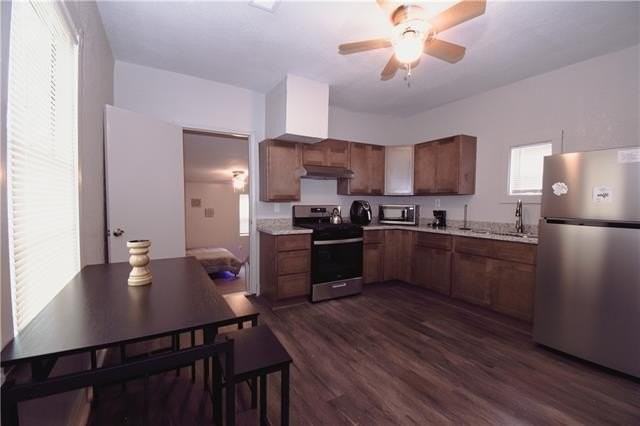 1420 Red Allen Way - Photo 6 of 19